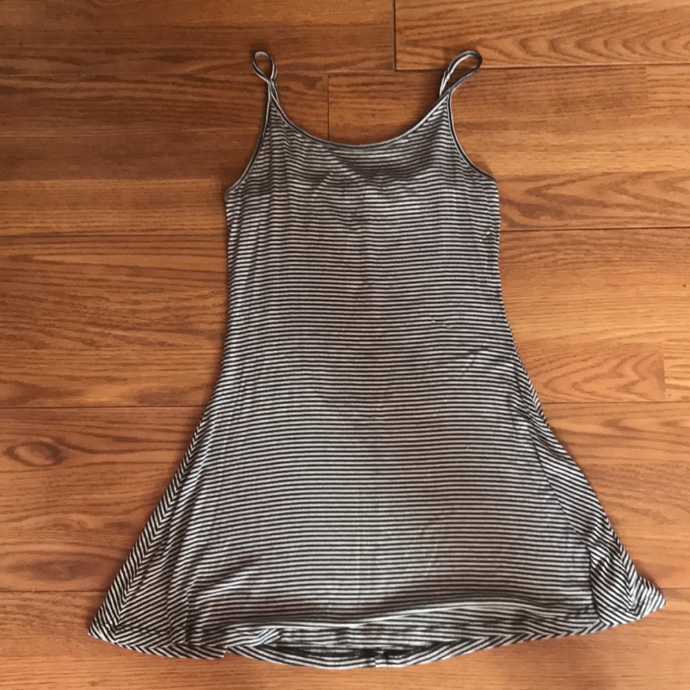 Brandy Melville dress